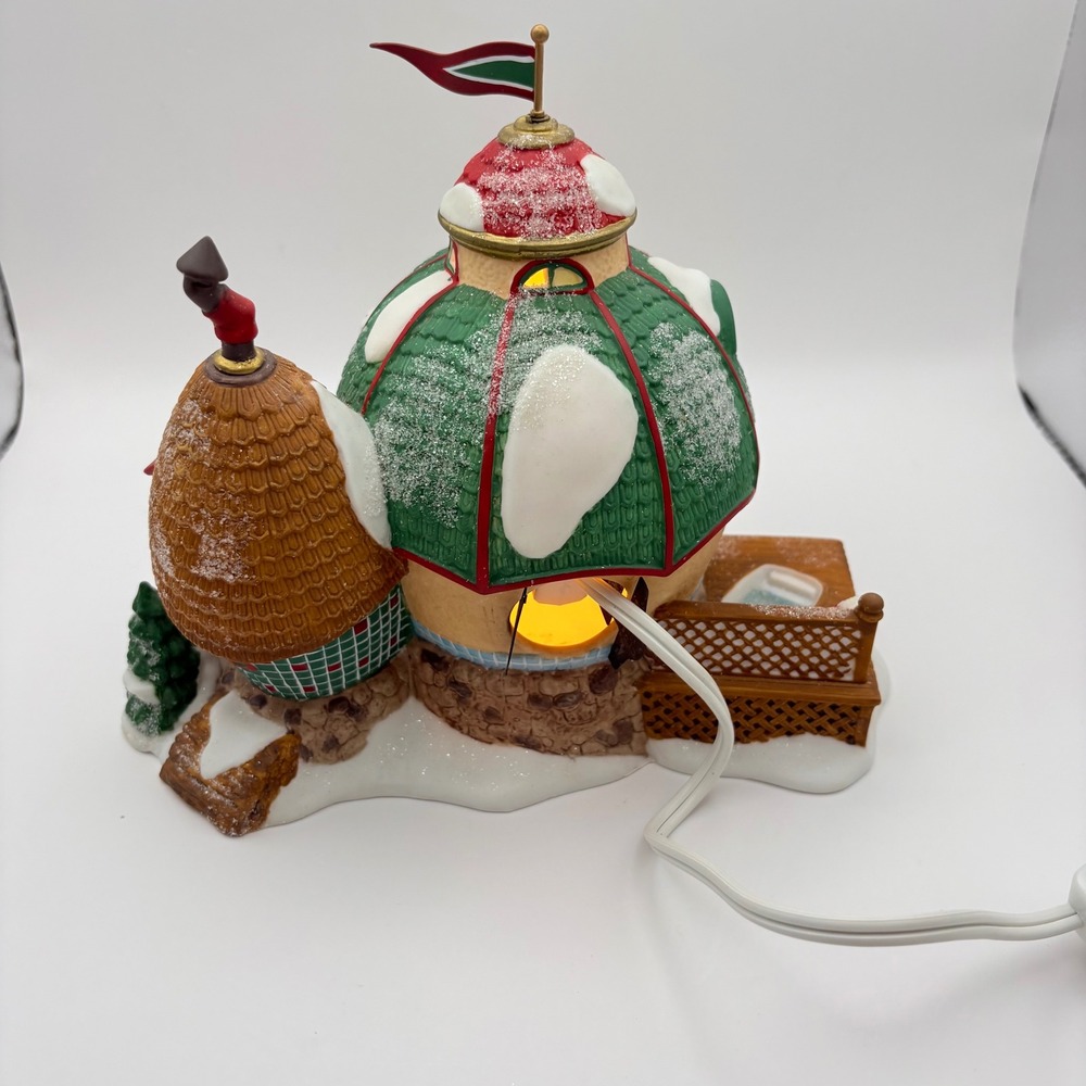 Department 56 North Pole Series The Elf Spa Green Lighted Village 56402 - Picture 3 of 8